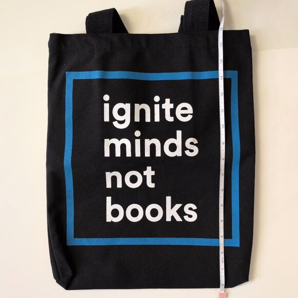 Limited Edition Toronto Public Library Tote Bag! - Picture 6 of 8